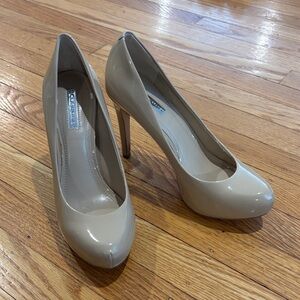 BCBG Generation Women's Taupe Heels
